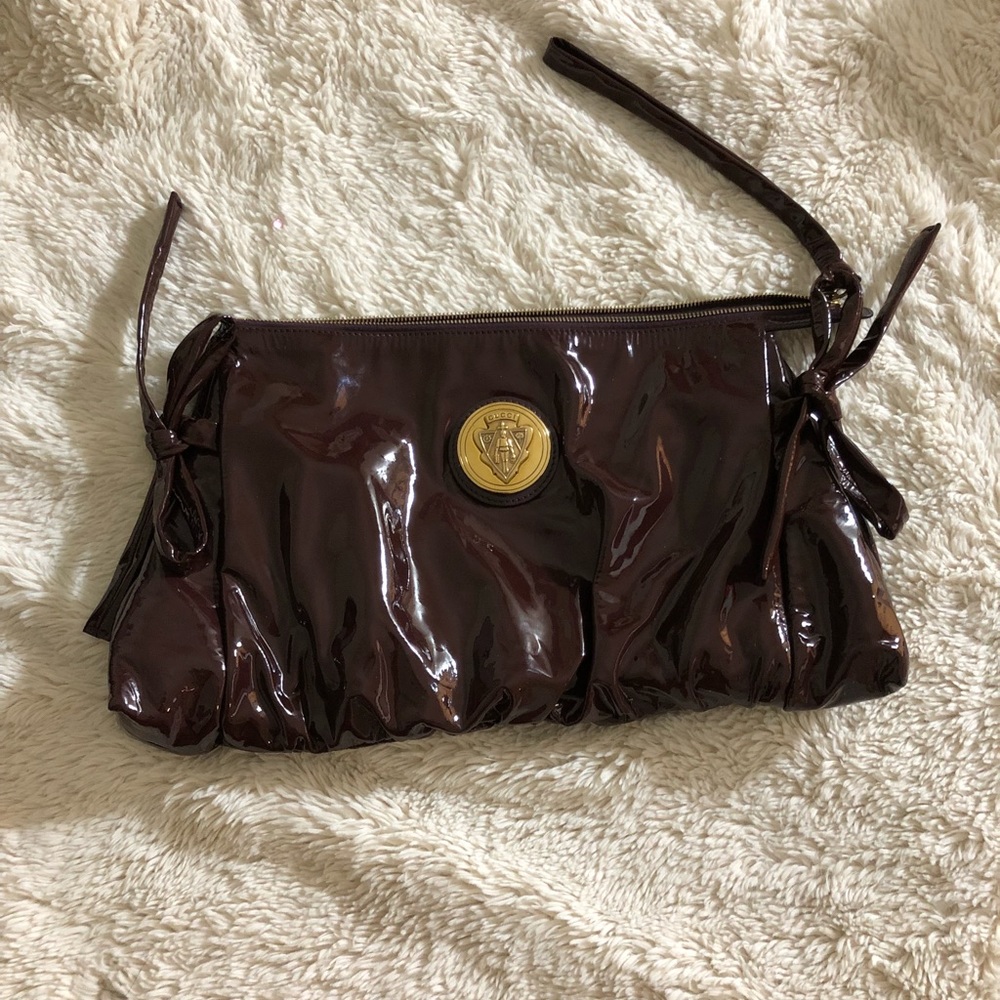Gucci Patent Hysteria clutch Bundle and save 15%